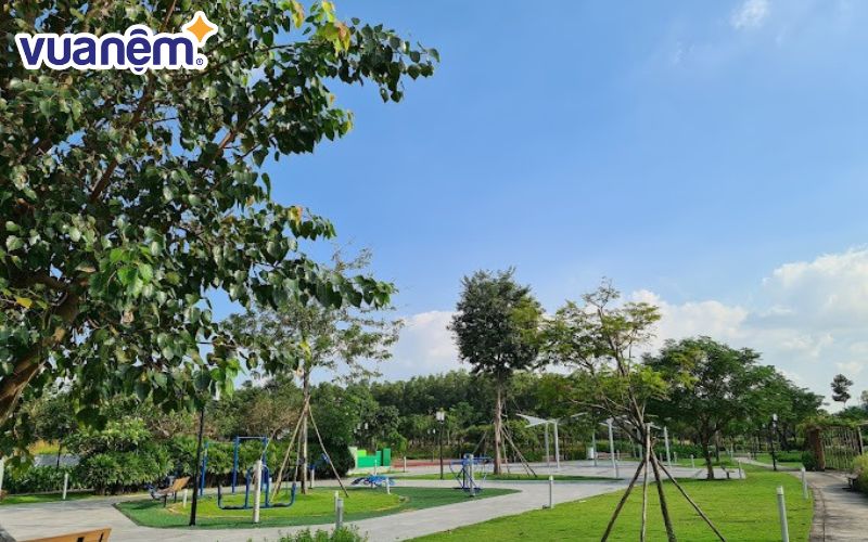 Midori Park là một khu vườn xanh mang phong cách Nhật Bản