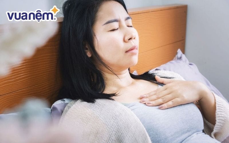 Giật mình khi ngủ khiến bạn cảm thấy vô cùng hoảng hốt