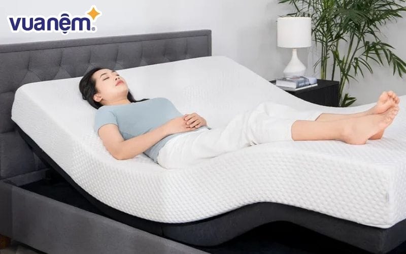 Giường điều chỉnh giúp duy trì tư thế ngủ giảm áp lực, giảm đau hiệu quả