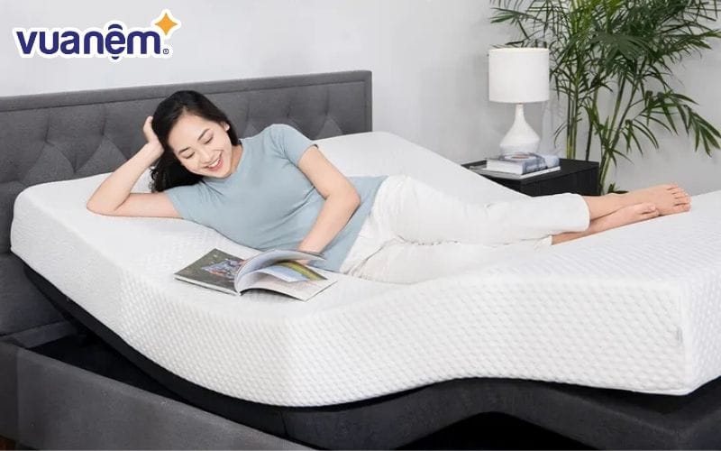 Giường thông minh SleepTek sở hữu nhiều tính năng hiện đại