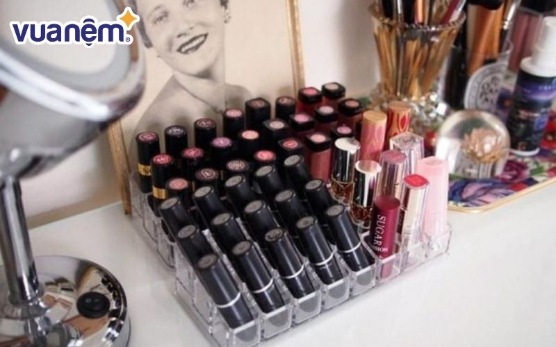 Bạn hãy loại bỏ những vật phẩm ít sử dụng hoặc đã lâu không cần dùng