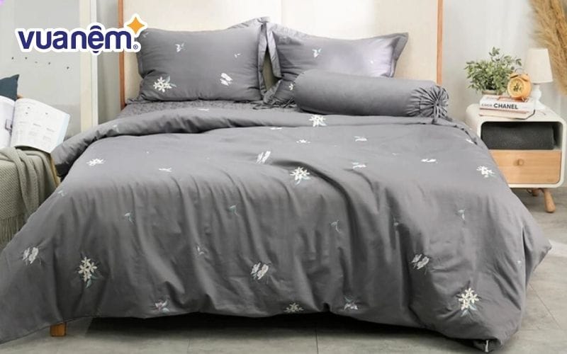 Sắm chăn ga gối cotton thêu chất lượng tại Vua Nệm