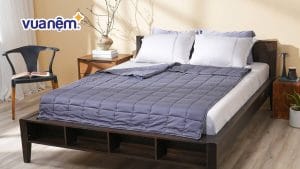 Tại sao đắp chăn nặng có thể giúp ngủ ngon hơn?