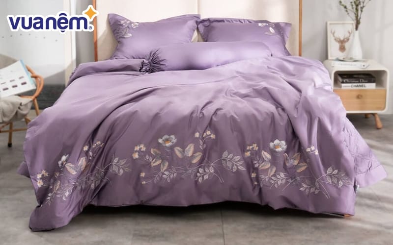 Bộ ga phủ chăn chần Amando thêu cotton satin
