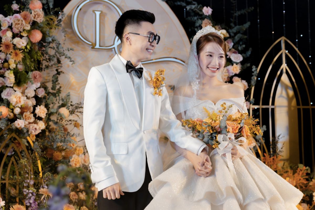 Phi Điệp Wedding nhận được sự tin tưởng của nhiều sao hạng A