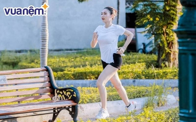 Vận động cơ thể mỗi ngày để tránh nháy mắt không kiểm soát