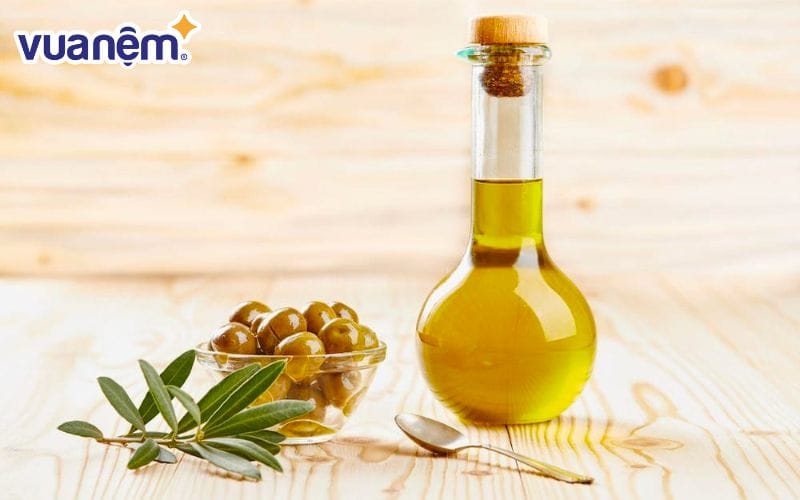Giải đáp thắc mắc khi uống dầu ô liu trước khi đi ngủ