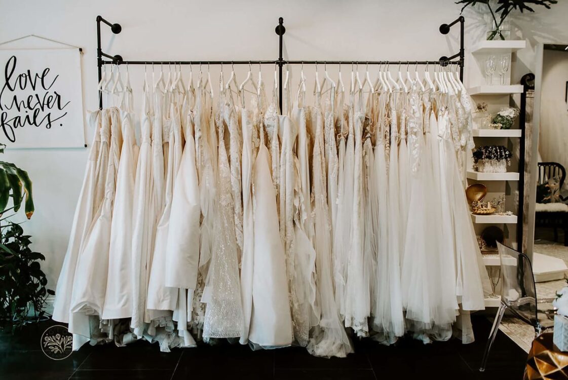 AZ bridal studio cho thuê váy cưới đẹp nhất ở quận Tây Hồ Hà Nội
