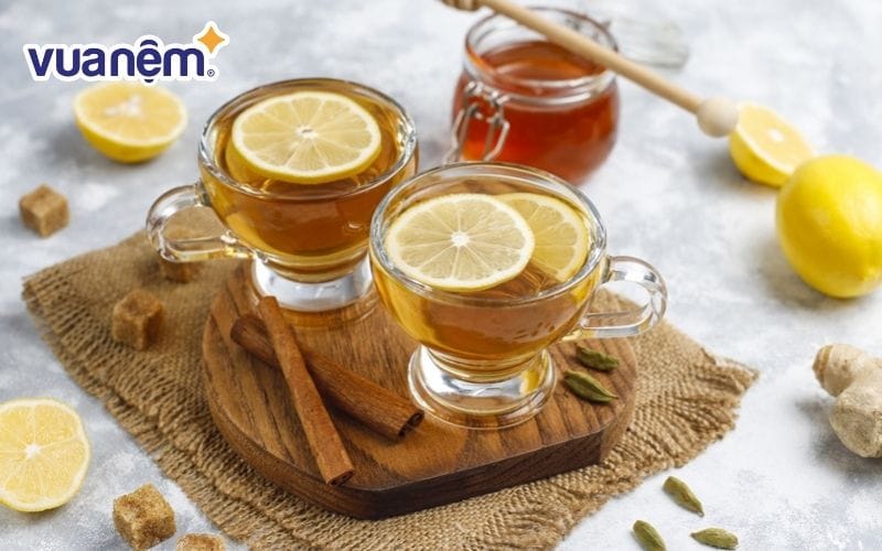 Chữa ngủ ngáy bằng hỗn hợp mật ong và chanh