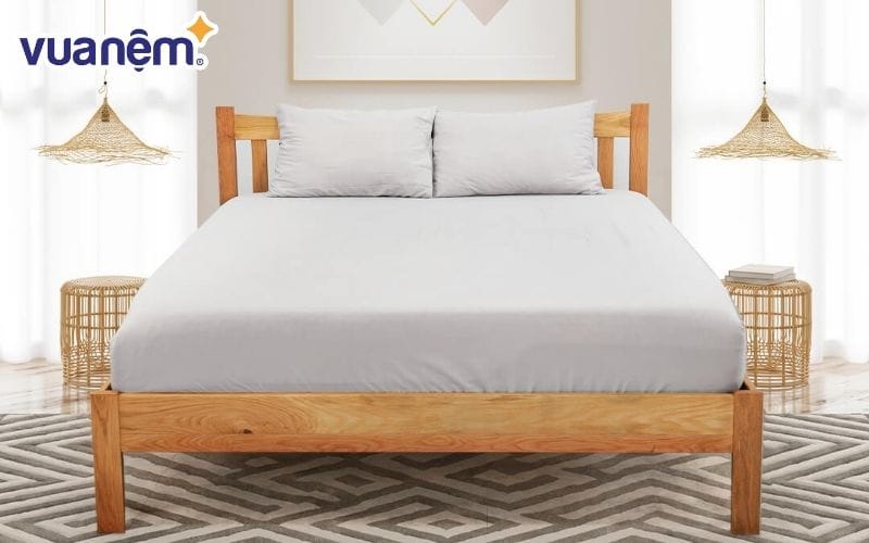 Vững chãi, bền bỉ là những gì có thể hình dung về giường gỗ sồi Amando Apollo