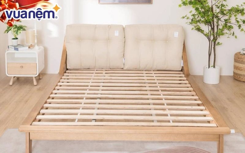 Giường gỗ sồi Amando Padova