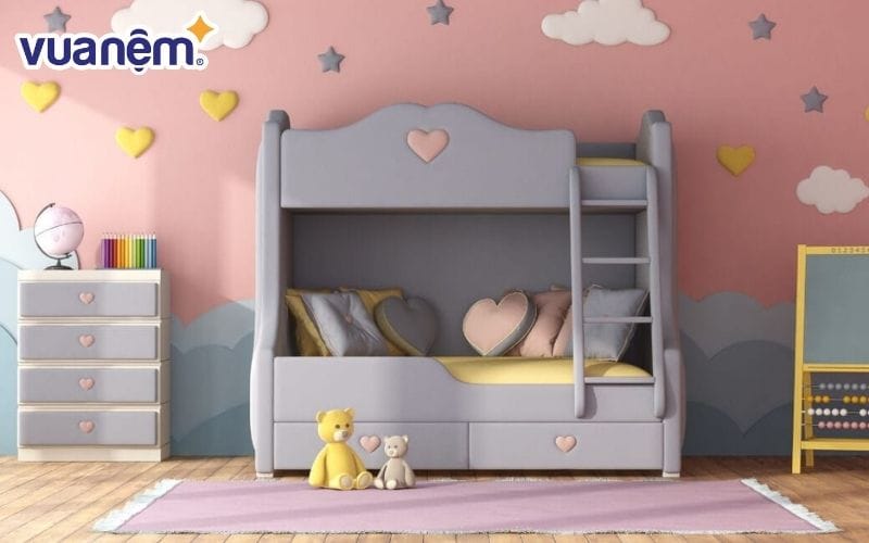Giường tầng cho bé là loại làm từ hai chiếc giường được xếp chồng lên nhau