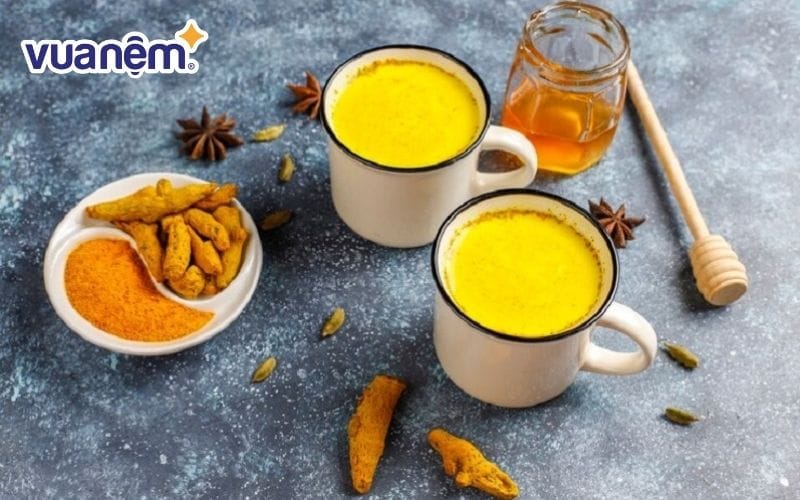 Hướng dẫn cách uống tinh bột nghệ để tăng cân