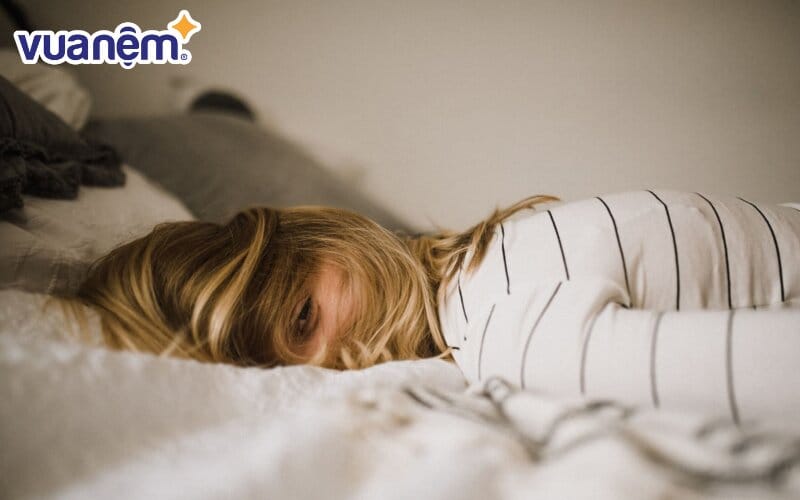 Không ngủ đủ 8h sẽ gây ra nhiều bệnh lý nguy hiểm ảnh hưởng đến sức khoẻ