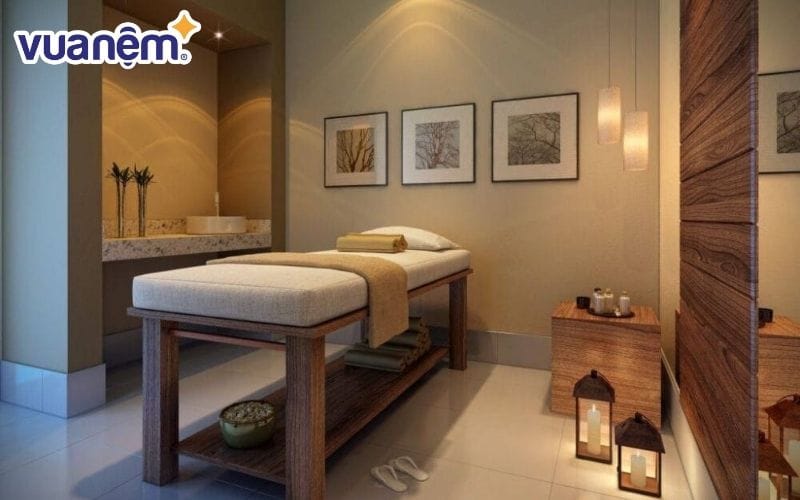 Giường spa có giá đỡ được quy định kích thước thích hợp một người nằm
