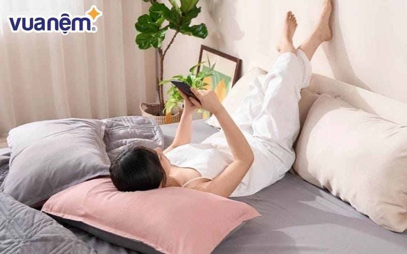 Người dùng nên cân nhắc nhiều yếu tố khi lựa chọn chăn ga gối cho mùa hè