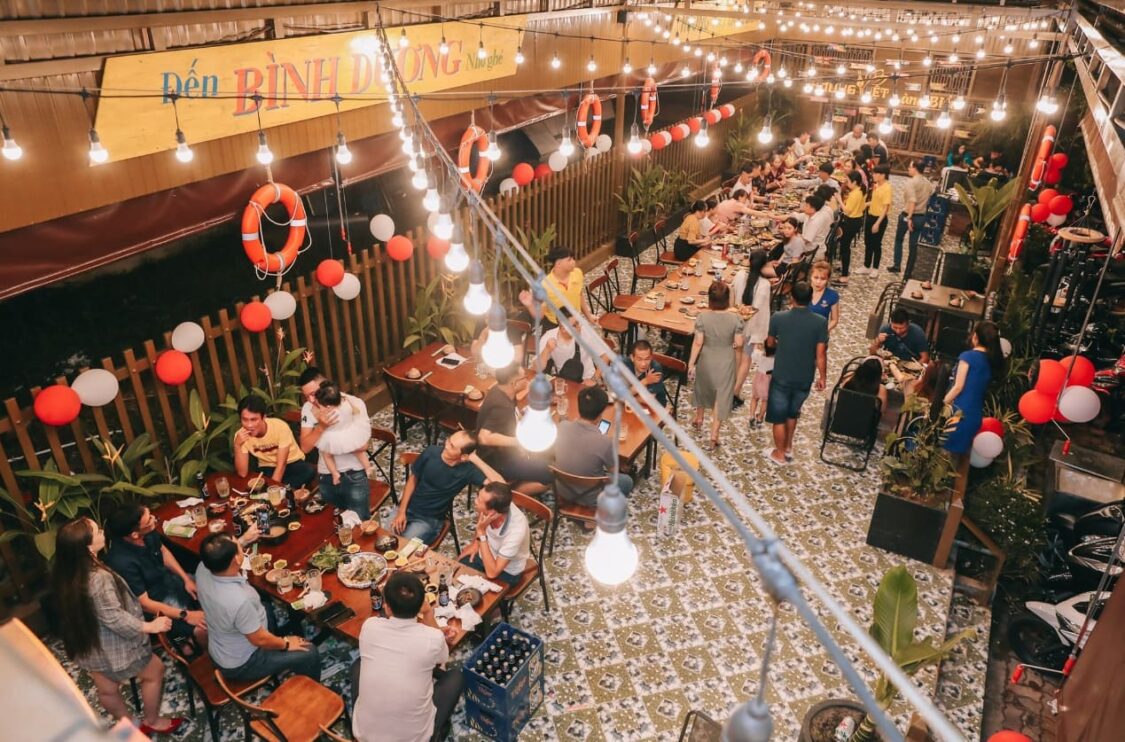 nhà hàng Hương Việt Restaurant tổ chức tiệc thôi nôi cho bé ở Bình Dương