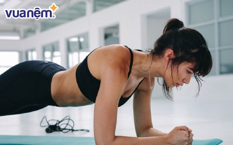 Plank giúp cơ trở nên săn chắc hơn
