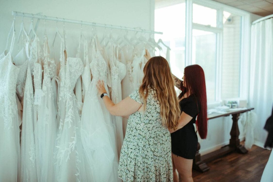 Váy cưới Hoa Viên 345 cho thuê váy cưới đẹp nhất ở quận 9