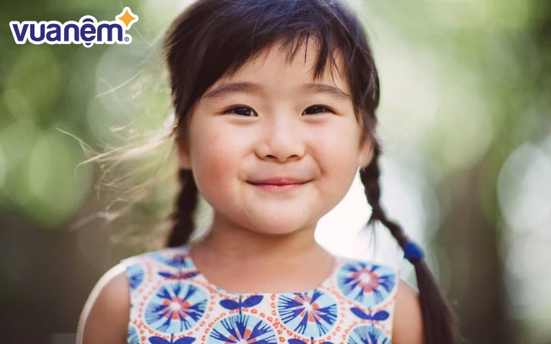 Bố mẹ thường đặt tên con là Bảo Ngọc nhằm ám chỉ con là viên ngọc quý