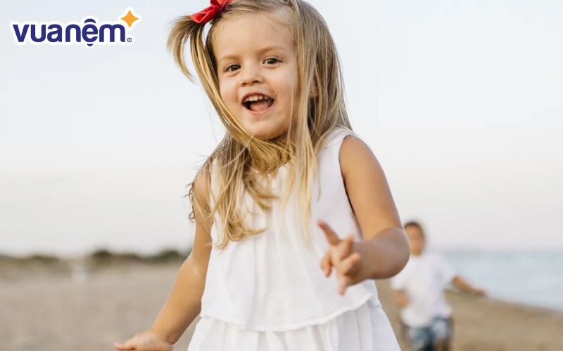 Chọn tên cho con hợp mệnh bố mẹ cũng được nhiều gia đình chú trọng