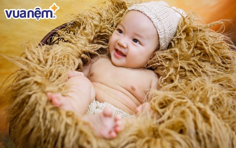 Cha mẹ tránh đặt tên con trùng lặp với ông bà tổ tiên và các thành viên trong gia đình