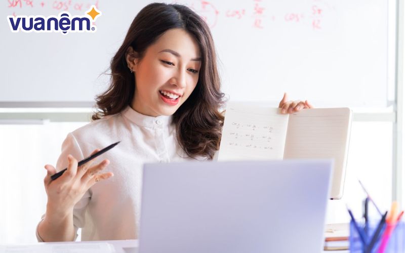 Hoàng Uyên là tên gọi của những cô nàng có tài lãnh đạo