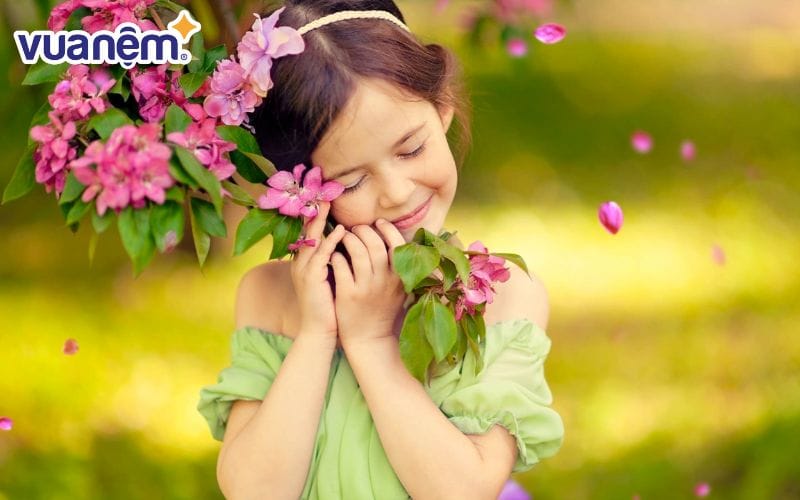 Khi cha mẹ đặt tên lót "An" cho con gái, biểu thị mong muốn con sẽ luôn được may mắn và an lành