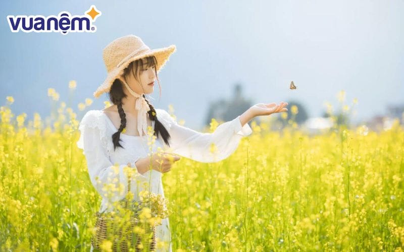 Gia Bình là tên gọi cho cô nàng sở hữu nét đẹp bình yên