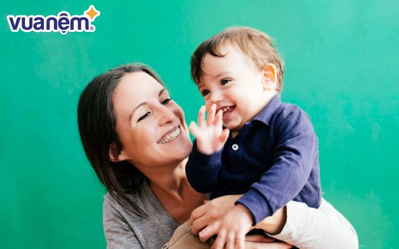 Bé trai tên Khoa cũng là người có tính tình hoạt bát, hiếu thảo