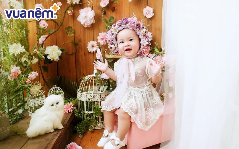 Anh Diệp là cô bé xinh đẹp và thông minh
