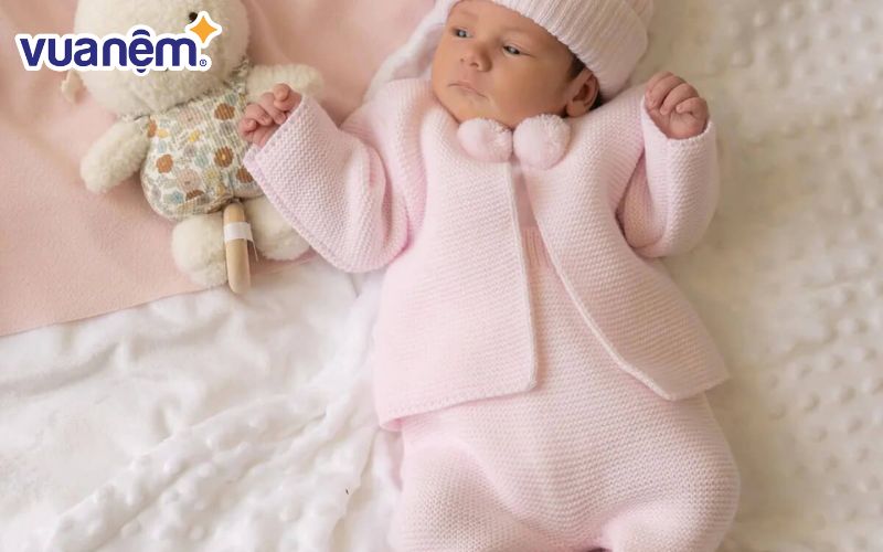 Tên Hà gắn liền với khao khát bình yên và sự nữ tính