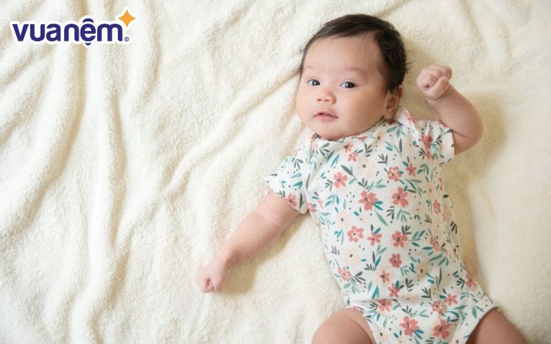 Tên Ngọc cho bé trai hay như Bá Ngọc, Bảo Ngọc, Tuấn Ngọc