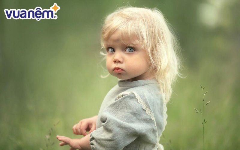 Đặt tên cho bé phải ấn tượng, dễ nhớ và không khiến bé tự ti