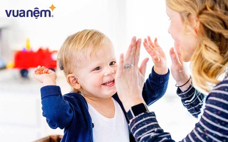 Đặt tên lót cho bé trai tên Sơn mang ý nghĩa thông minh
