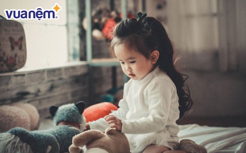 Cha mẹ nên tránh đặt tên quá ‘kêu’ để không khiến con bị áp lực khi trưởng thành