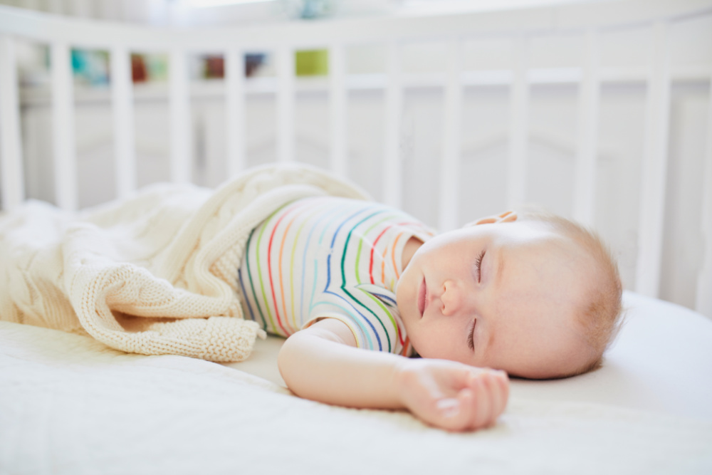 các cách trẻ sơ sinh ngủ an toàn