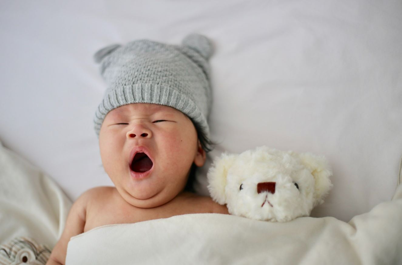 các lưu ý giúp trẻ sơ sinh ngủ an toàn