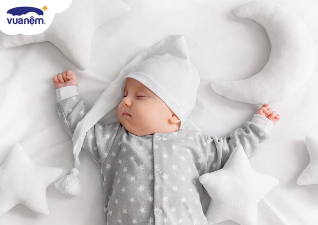 trẻ 4 tháng tuổi ngủ bao nhiêu là đủ