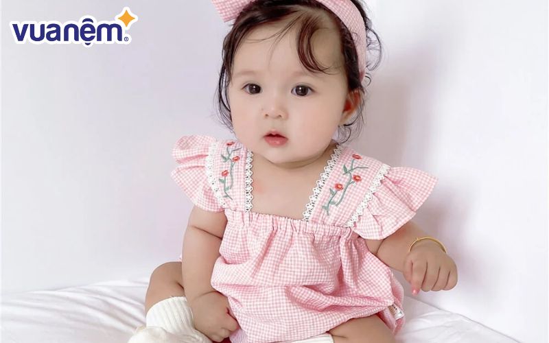 Tên Trang là một trong những cách đặt tên con gái bắt đầu bằng chữ Tr thể hiện sự tinh tế và duyên dáng
