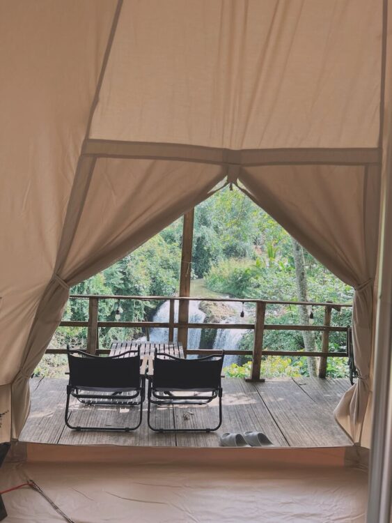 Lều ngủ Zenda Glamping sở hữu view núi rừng triệu đô