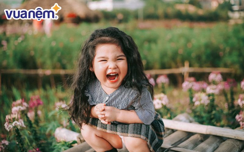 Con gái tên Thùy dịu dàng, hiền thục