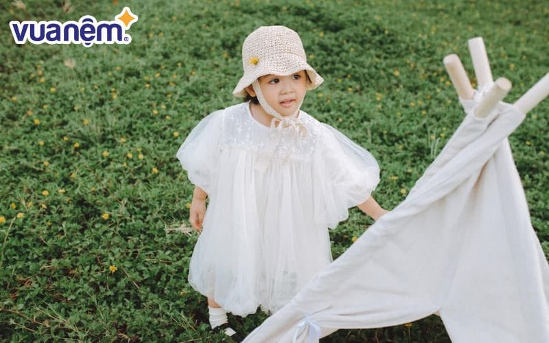 Tên con gái lót chữ Anh còn gắn liền với may mắn và tài lộc
