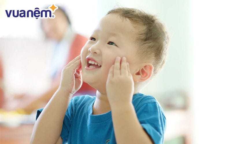 Vỹ Quyết là tên thể hiện mong muốn con phát triển với vẻ đẹp và tố chất xuất sắc