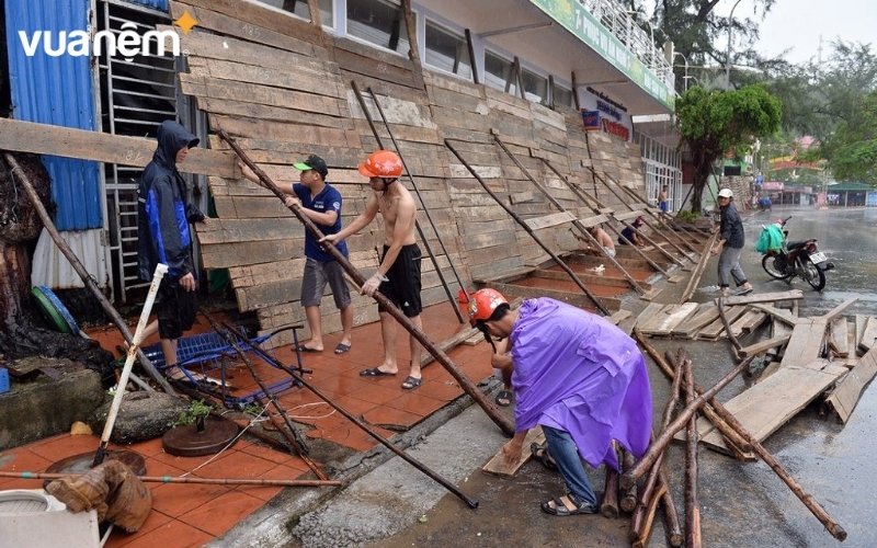 Cần xây dựng nhà ở kiên cố và gia cố các phần yếu trước bão