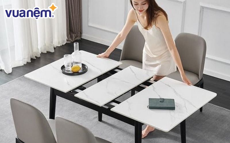 Mẫu bàn ăn thông minh mở rộng với mặt bằng đá ceramic