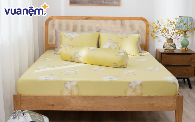 Bộ chăn drap Amando Bliss sử dụng vải Tencel giúp làm mát nhanh, đem lại giấc ngủ thoải mái