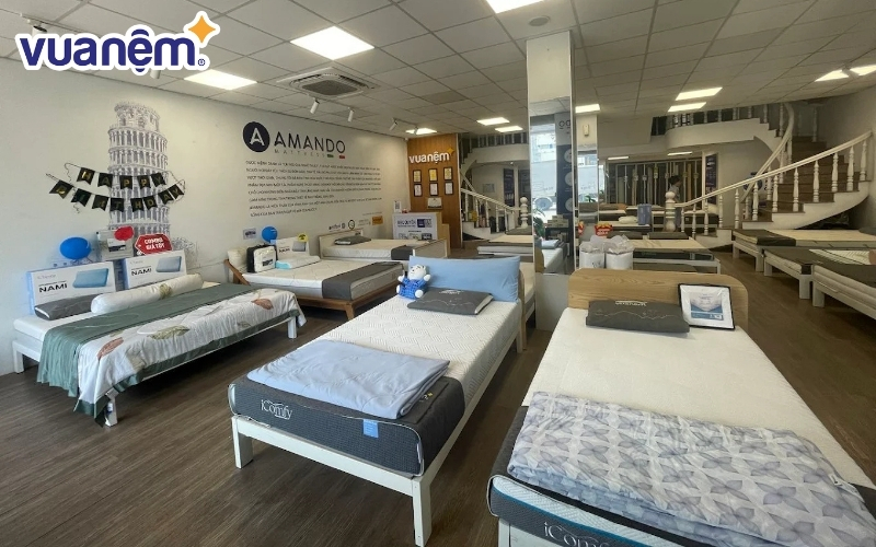 cua hang chan ga goi nem tai da nang 3