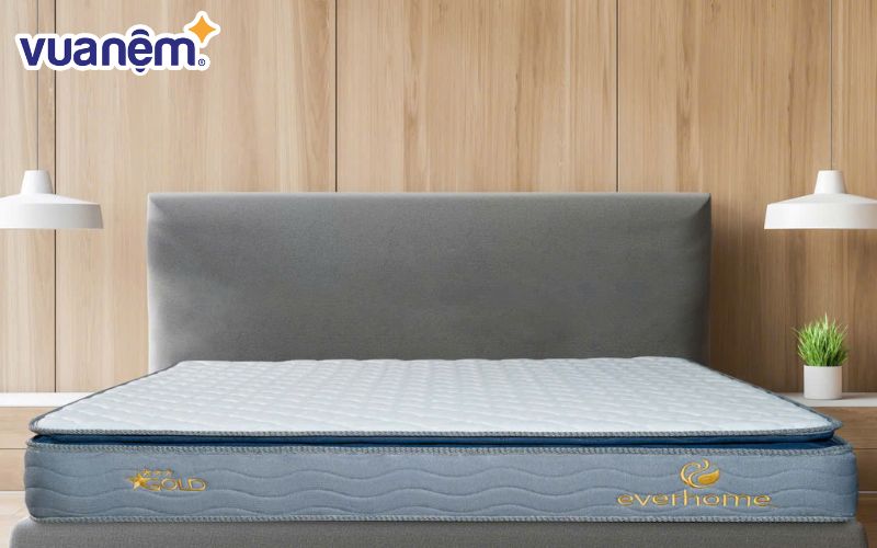 Đệm lò xo Everhome Gold 3 viền êm ái, dày dặn, nâng đỡ cơ thể