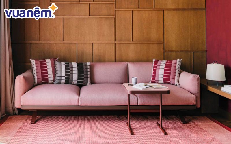 Với một bộ bàn ghế sofa có mức giá hợp lý, các gia đình vừa tiết kiệm được chi phí mua sắm